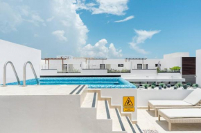 Premium PH w/ Private Pool near 5th Ave.